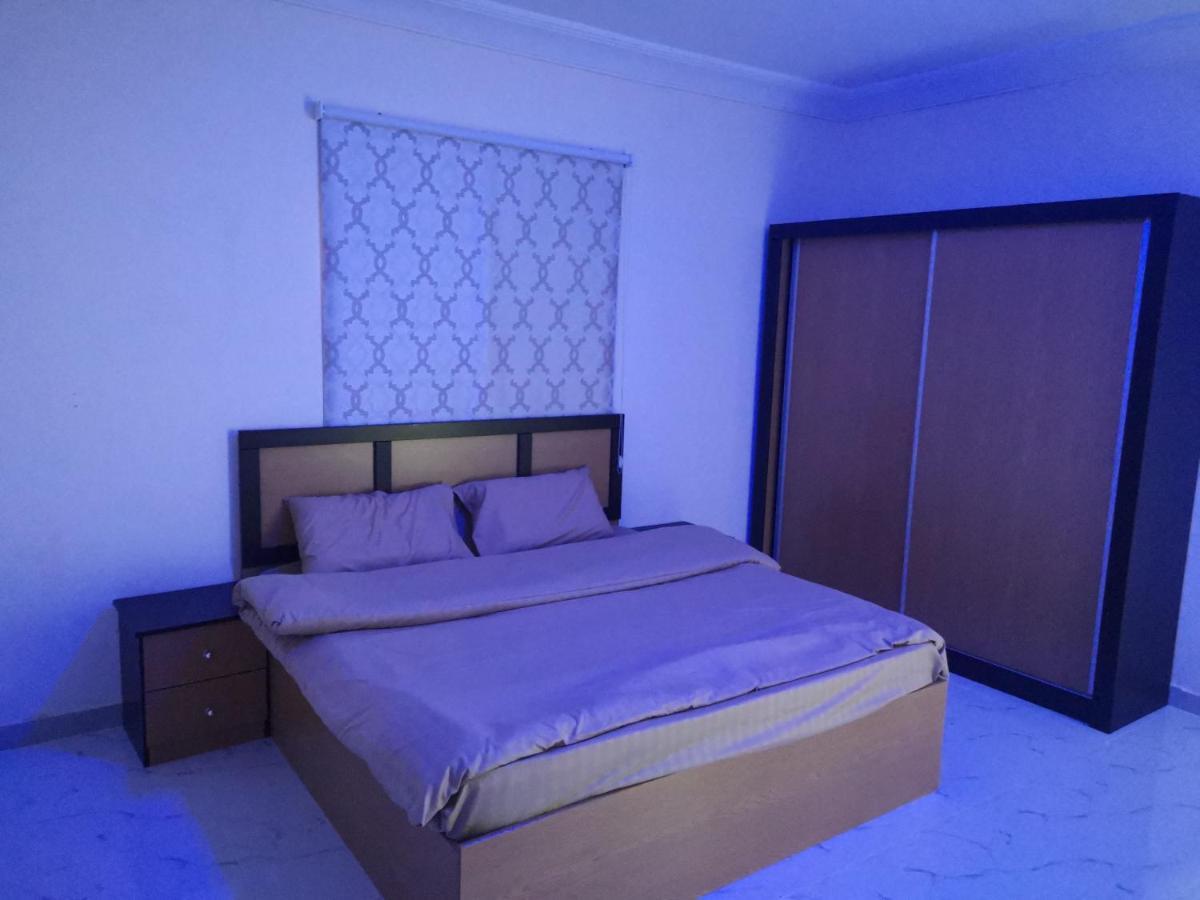 Al Shadi Apartments Янбу Экстерьер фото