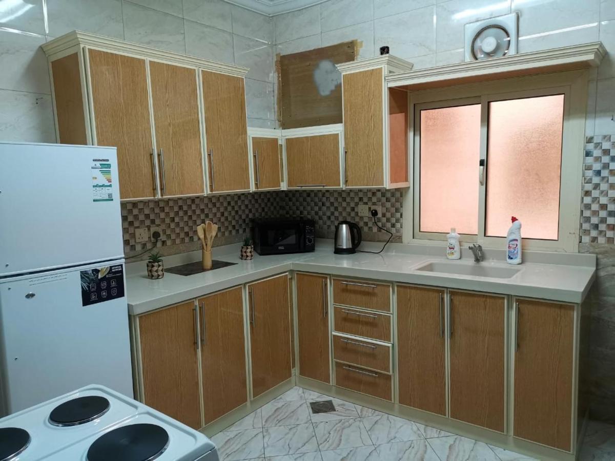 Al Shadi Apartments Янбу Экстерьер фото